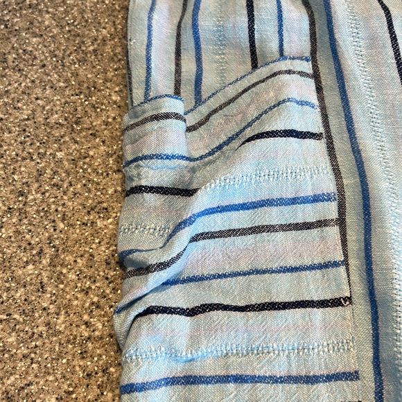 Wide legged pants size L. - Picture 3 of 6